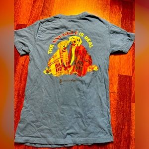 Love and pineapples tshirt blue size small